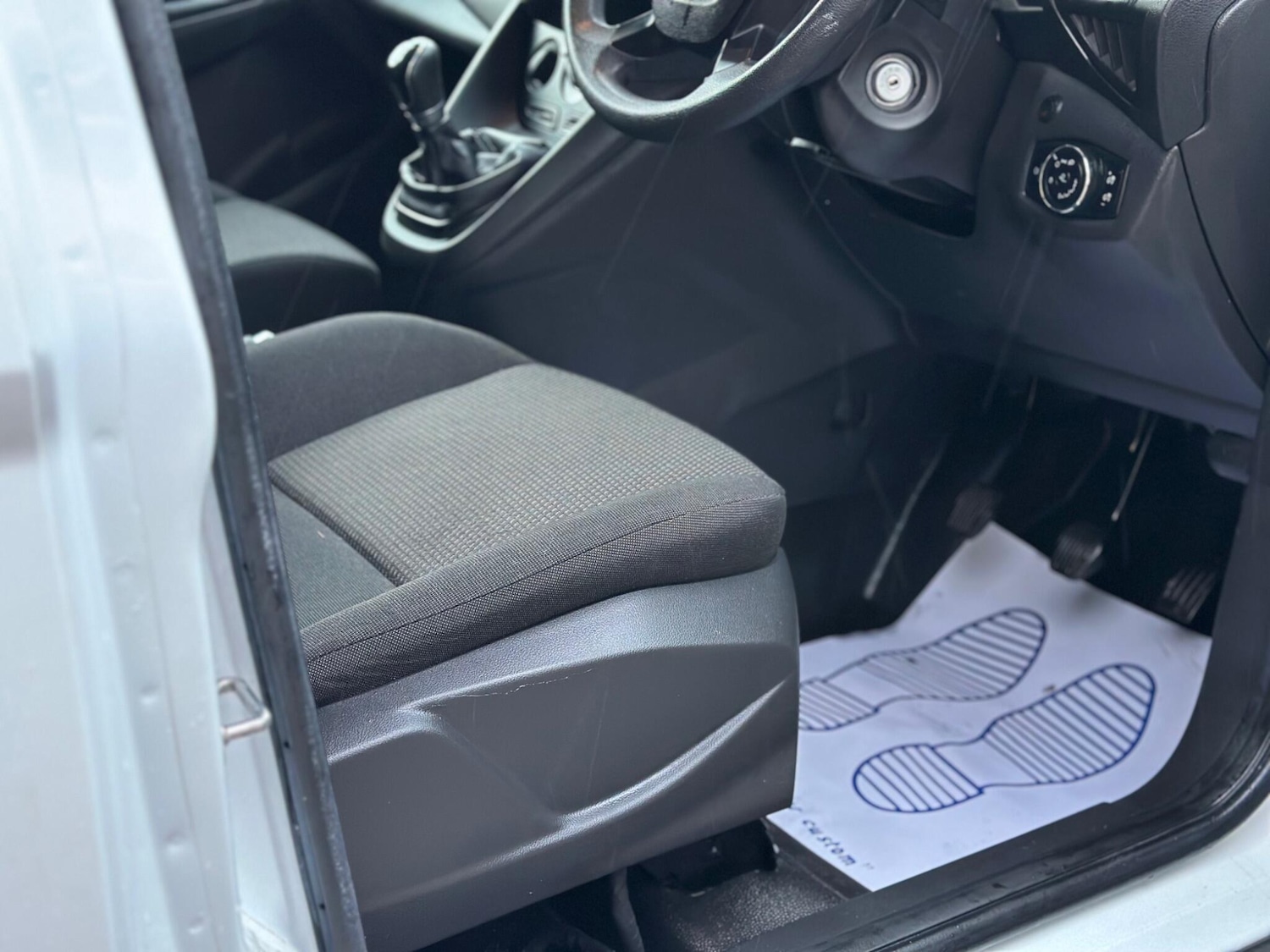 Used Ford Transit Connect 2017 for sale - 77625953: Photo 14