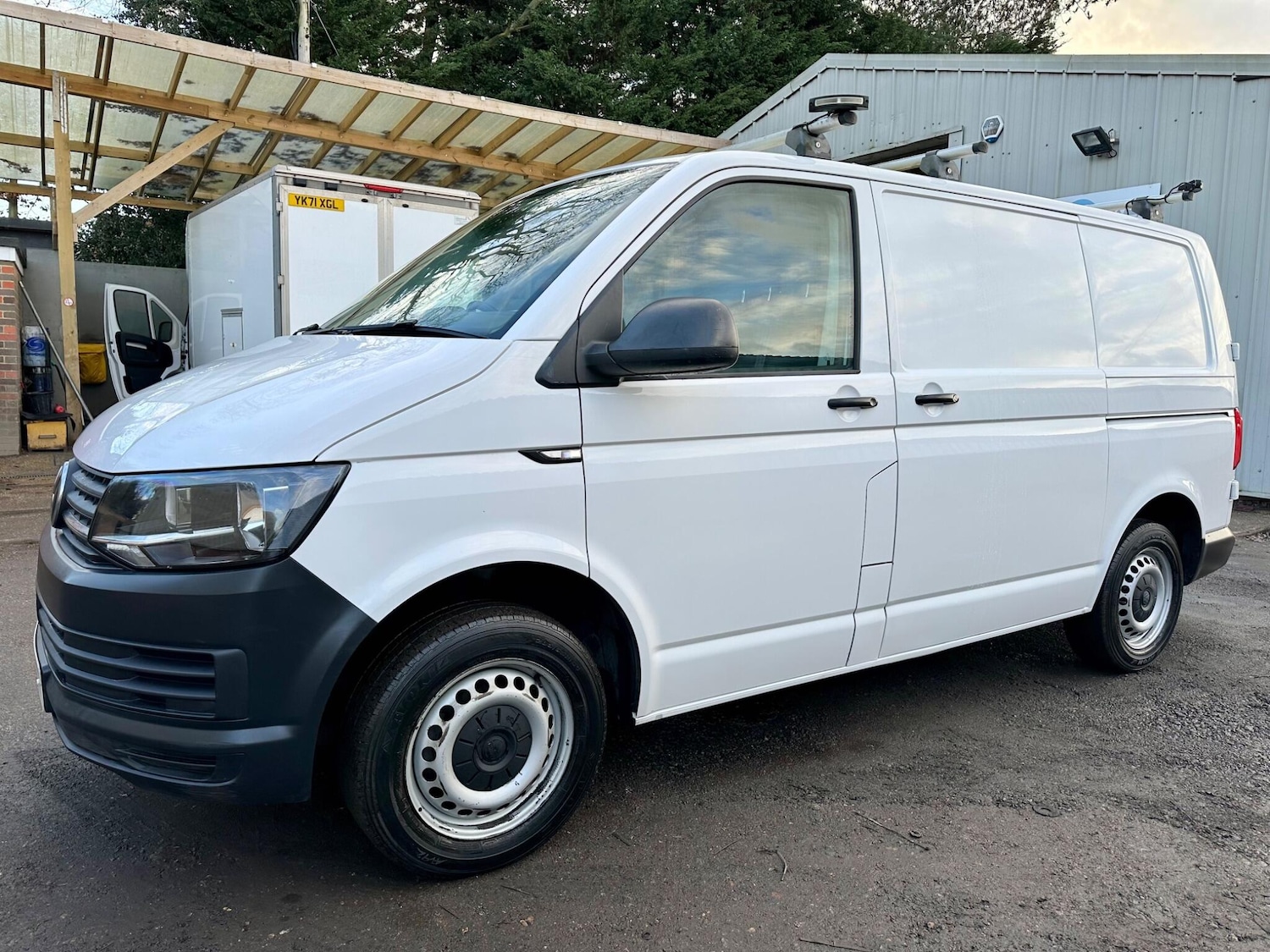 Used Volkswagen Transporter 2018 for sale - 77994418: Photo 10