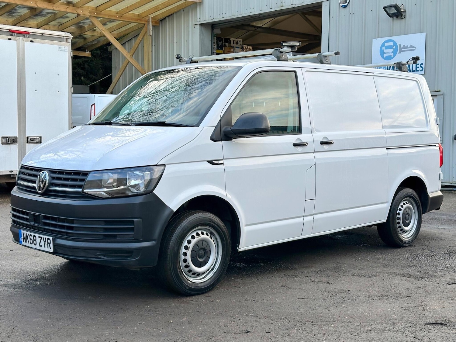 Used Volkswagen Transporter 2018 for sale - 77994418: Photo 11