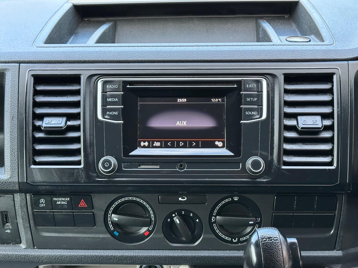 Used Volkswagen Transporter 2018 for sale - 77994418: Photo 14