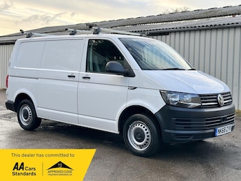 Used Volkswagen Transporter 2018 for sale - 77994418: Photo