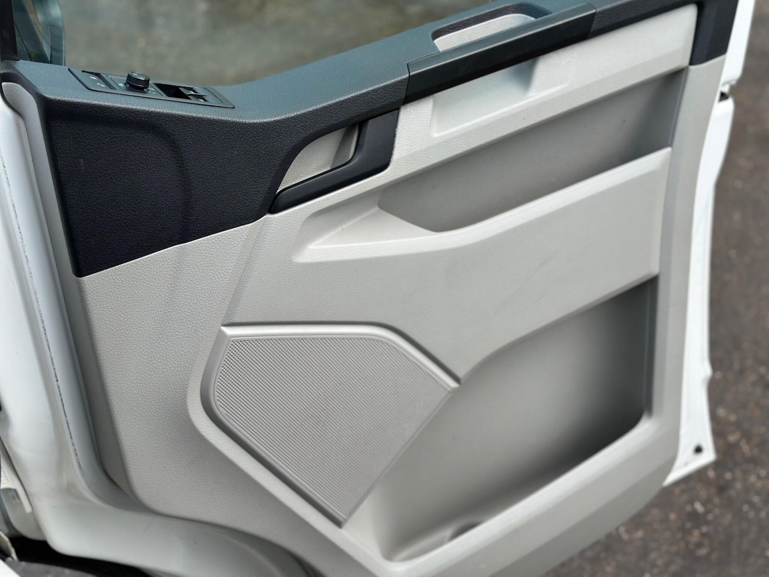 Used Volkswagen Transporter 2018 for sale - 77994418: Photo 22