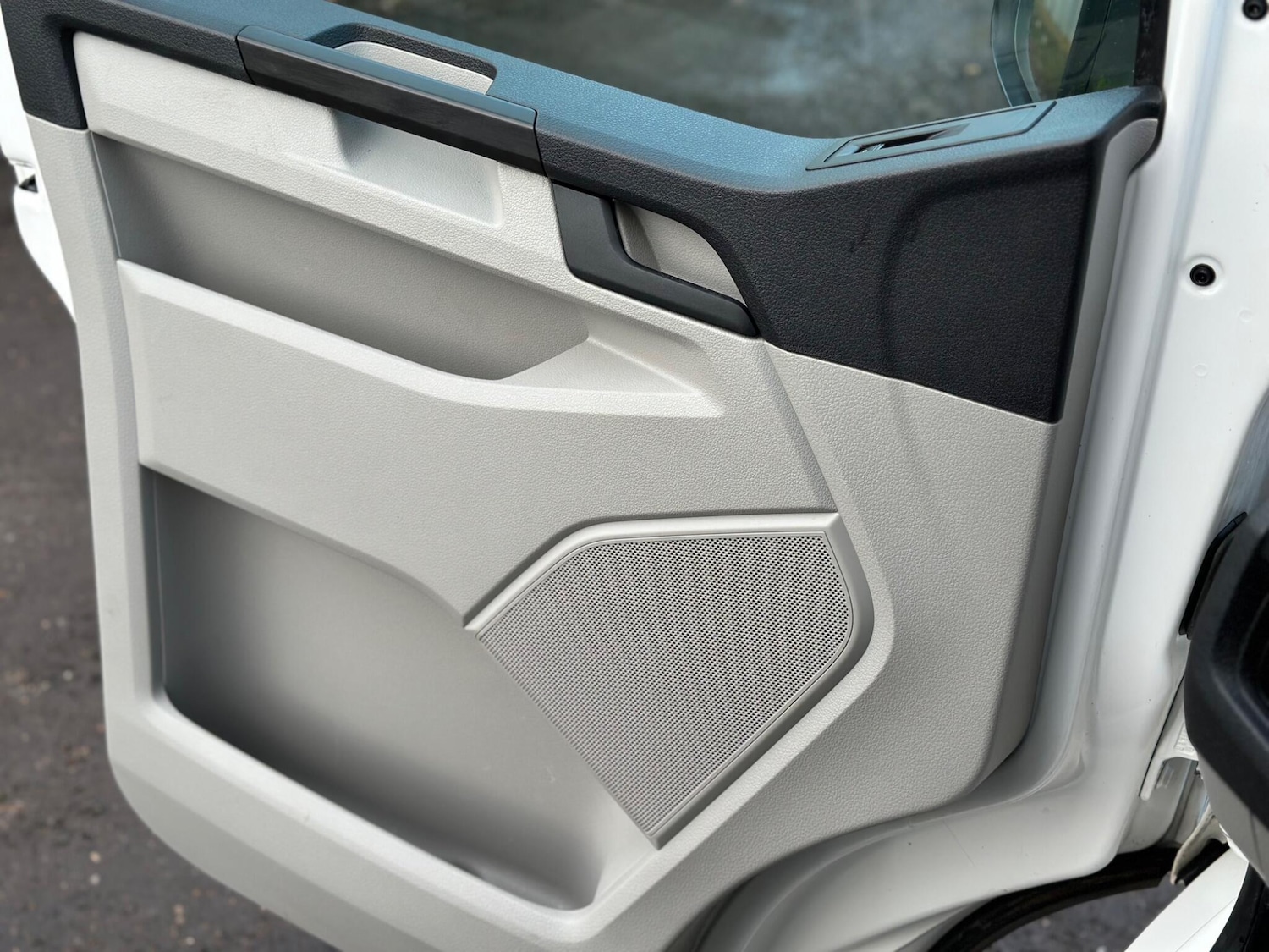 Used Volkswagen Transporter 2018 for sale - 77994418: Photo 23