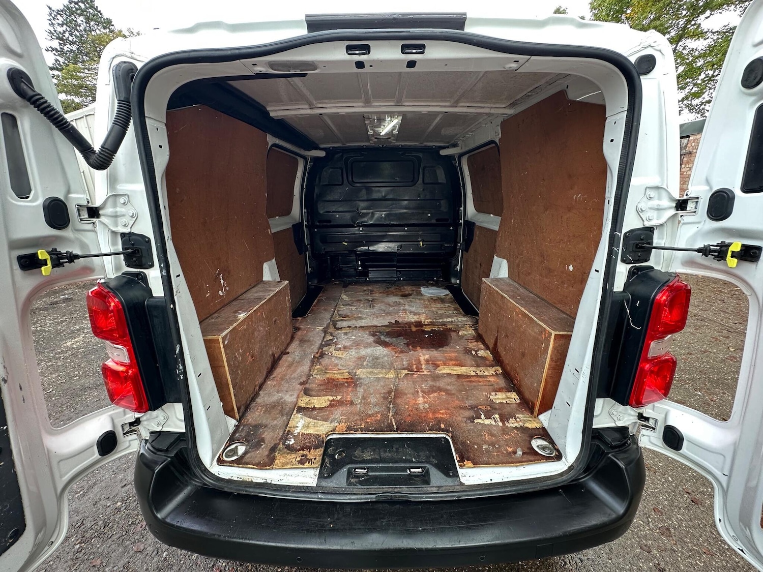 Used Peugeot Expert 2019 for sale - 76337162: Photo 21