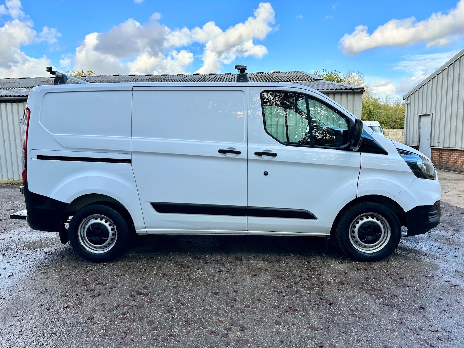 Used Ford Transit Custom 2018 for sale - 76498928: Photo 3