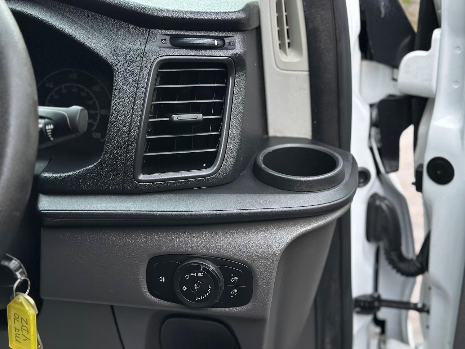 Used Ford Transit Custom 2020 for sale - 77550322: Photo 21