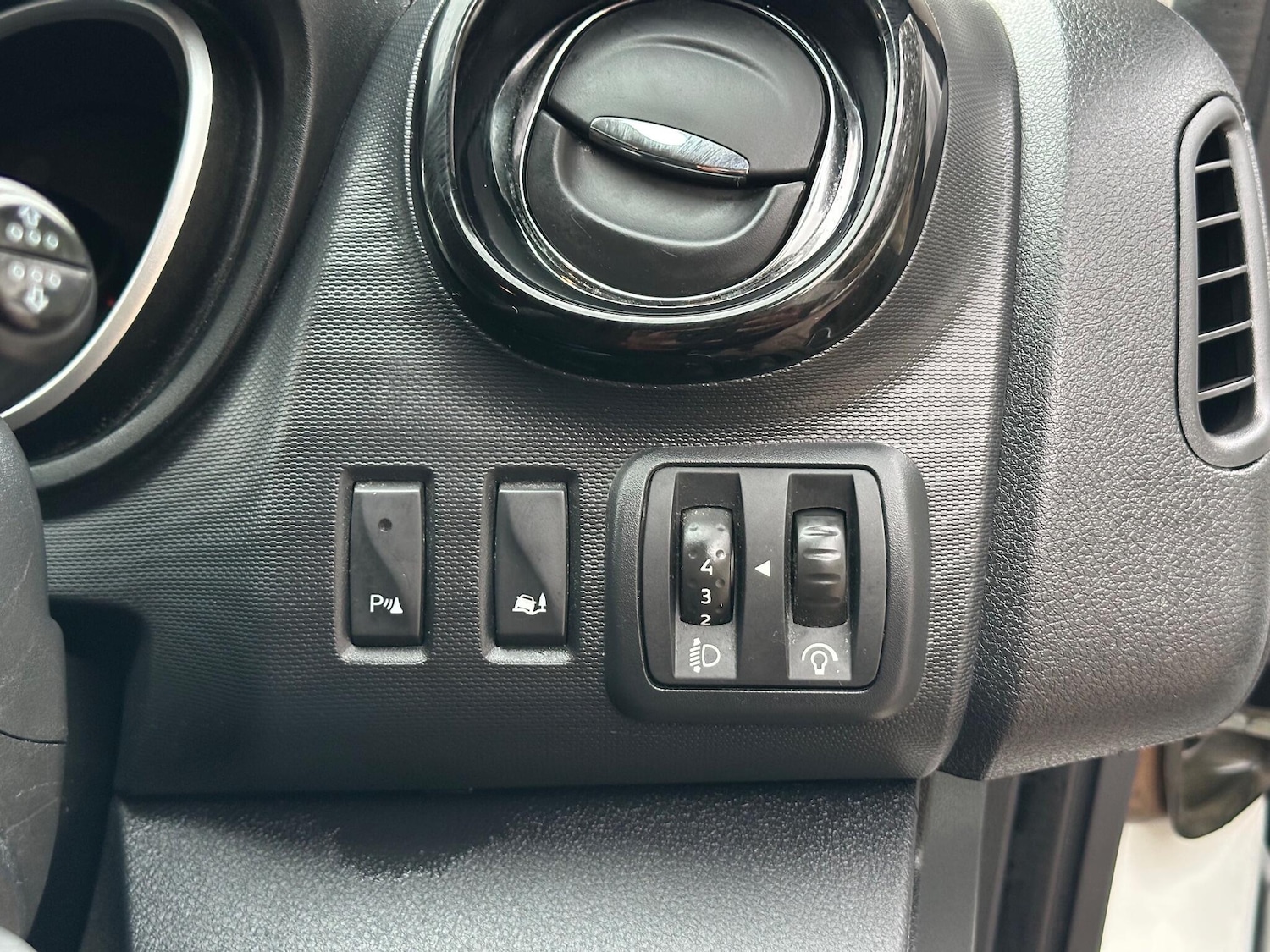 Used Vauxhall Vivaro 2018 for sale - 76859329: Photo 16