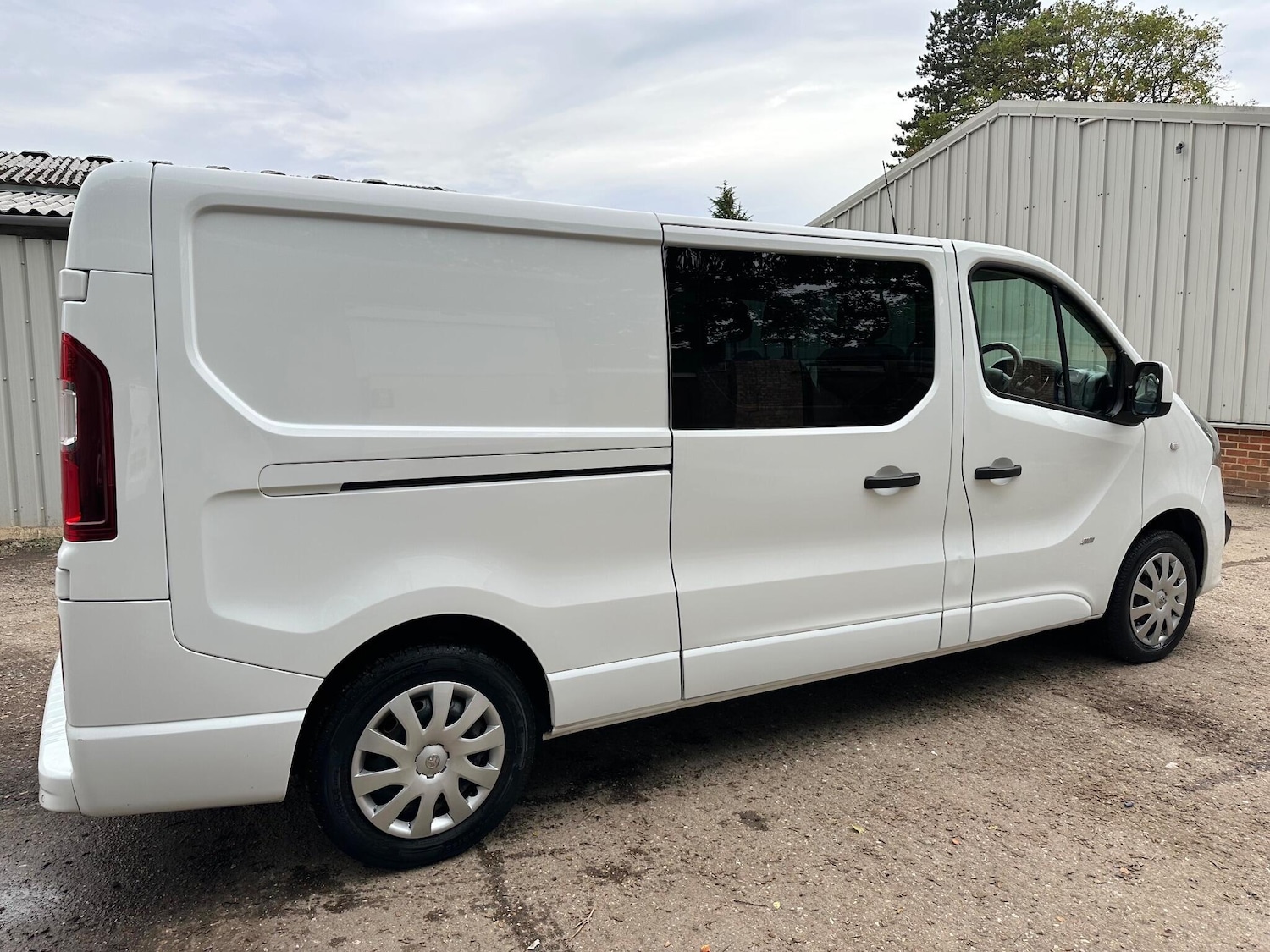 Used Vauxhall Vivaro 2018 for sale - 76859329: Photo 4