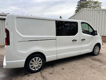 Used Vauxhall Vivaro 2018 for sale - 76859329: Photo