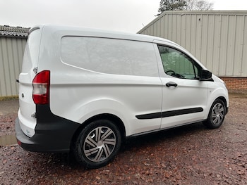 Used Ford Transit Courier 2022 for sale - 76859332: Photo