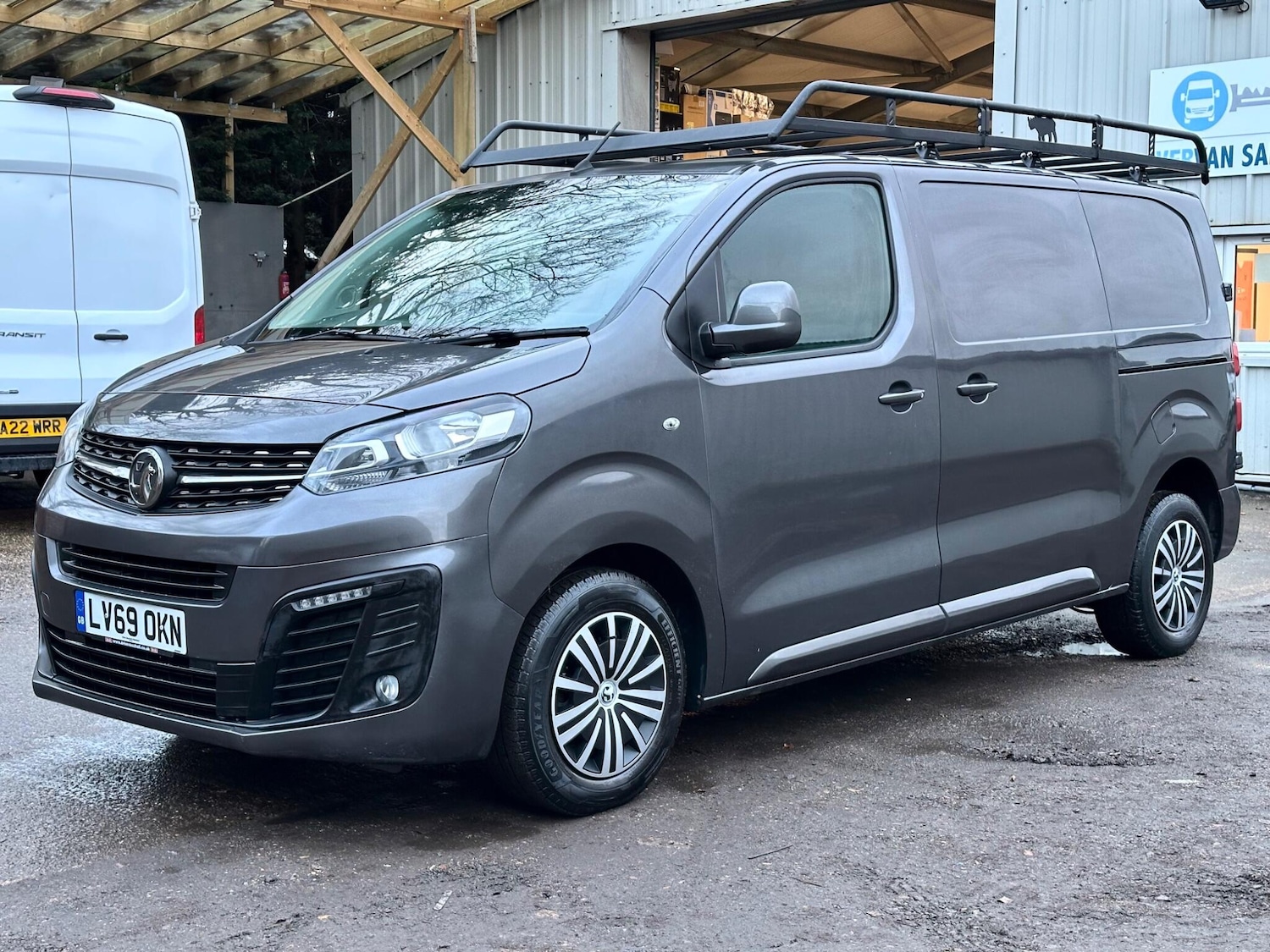 Used Vauxhall Vivaro for sale - 77174972: Photo 11