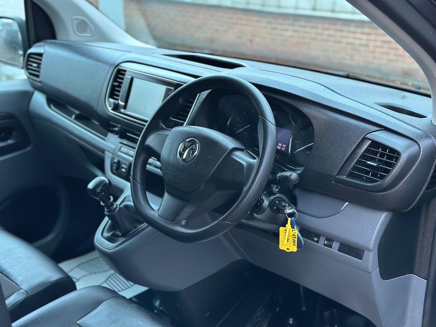 Used Vauxhall Vivaro for sale - 77174972: Photo 18