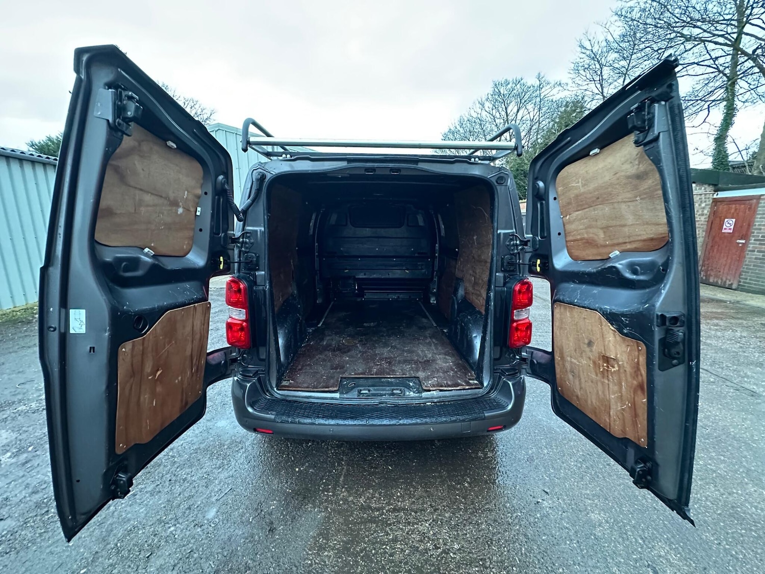 Used Vauxhall Vivaro for sale - 77174972: Photo 27