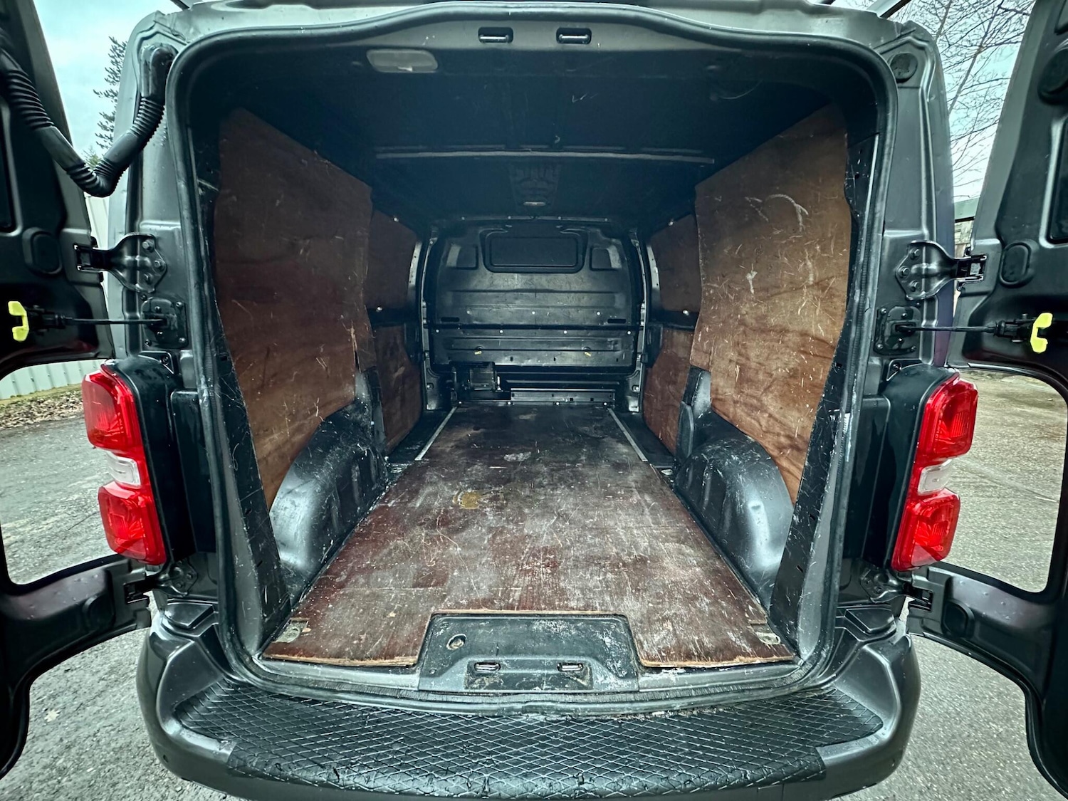 Used Vauxhall Vivaro for sale - 77174972: Photo 28