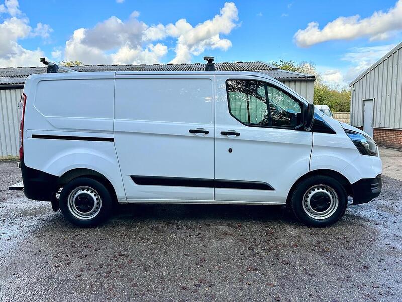 Used Ford Transit Custom 2018 for sale - 76576545: Photo 3