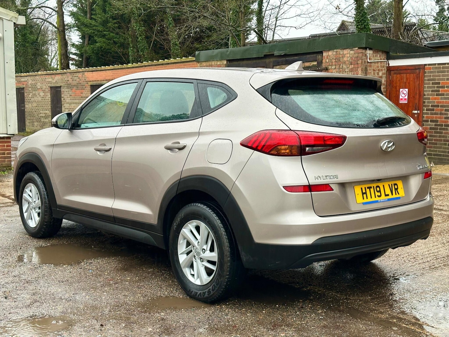 Used Hyundai TUCSON for sale - 77215968: Photo 4