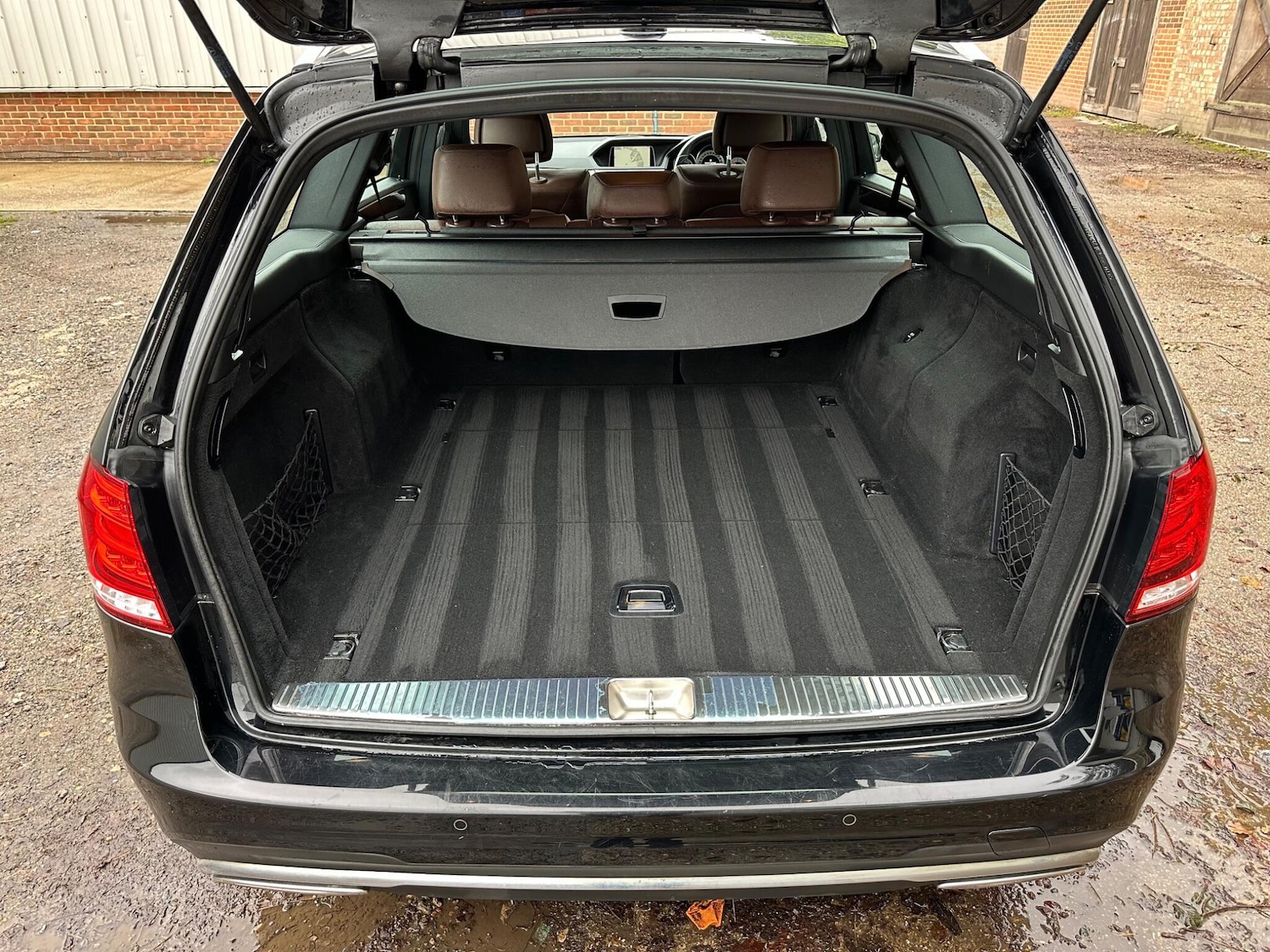 Used Mercedes-Benz E Class 2014 for sale - 75964474: Photo 28