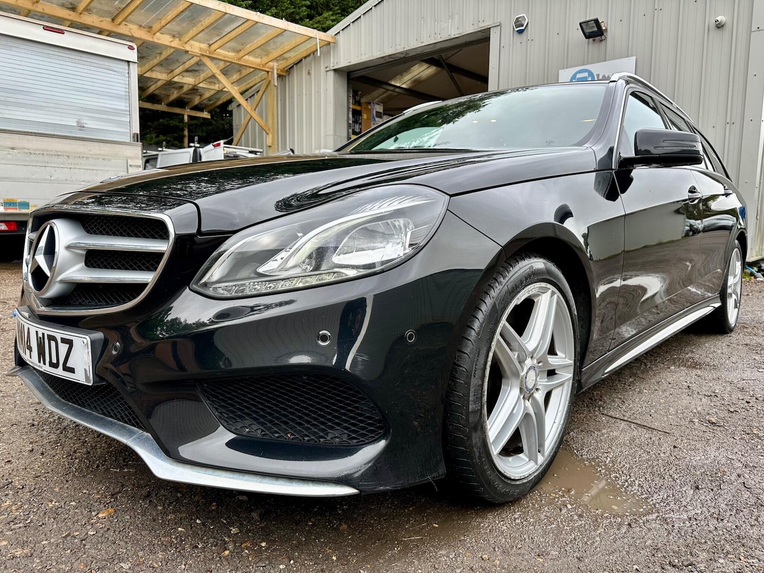 Used Mercedes-Benz E Class 2014 for sale - 75964474: Photo 40
