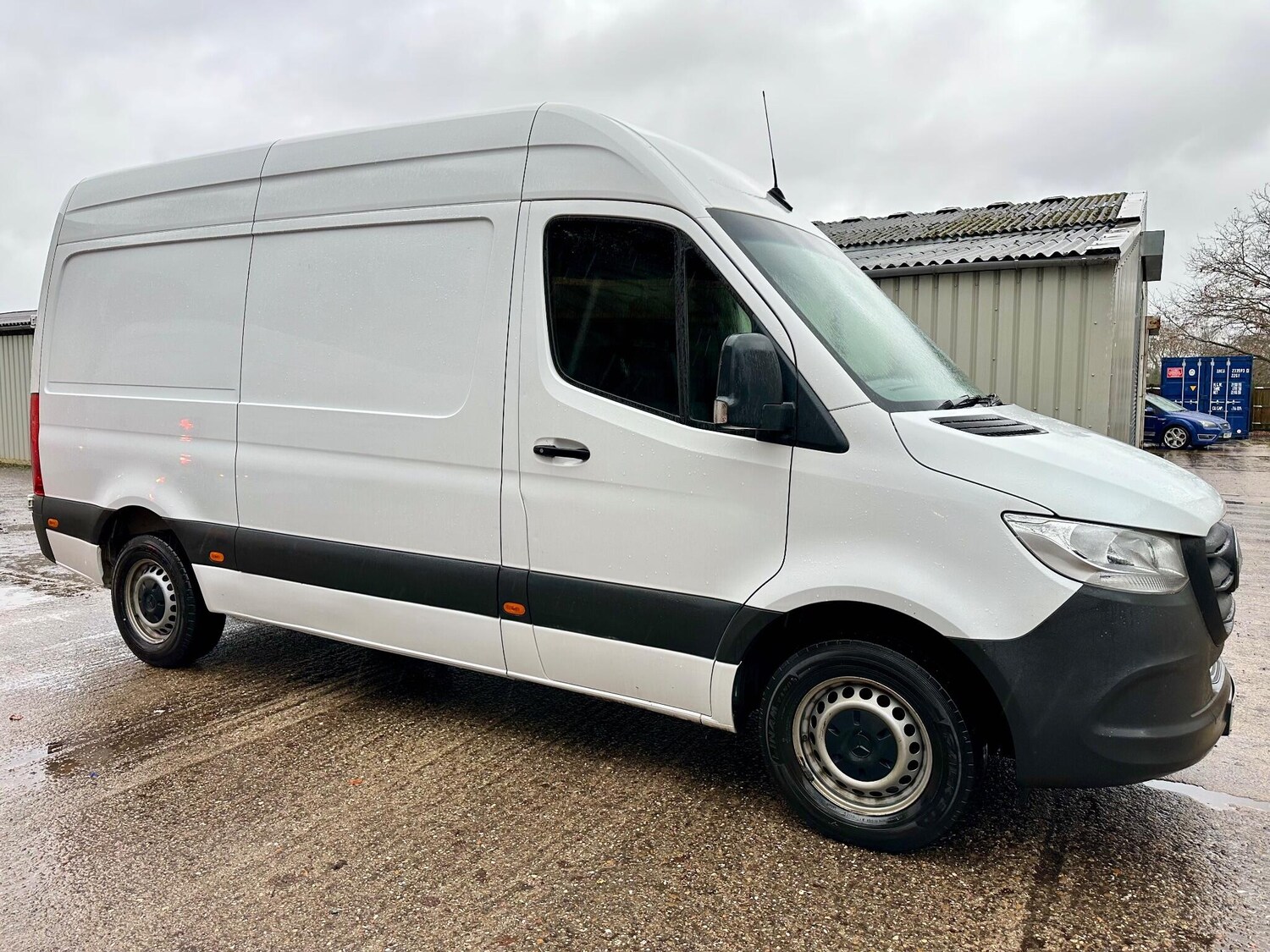 Used Mercedes-Benz Sprinter 2021 for sale - 76976763: Photo 2