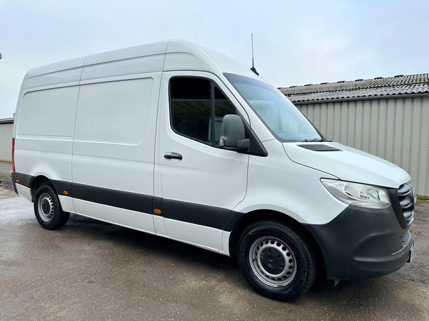 Used Mercedes-Benz Sprinter for sale - 77853347: Photo 2