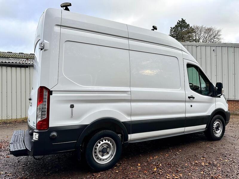 Used Ford Transit 2018 for sale - 76576537: Photo 4