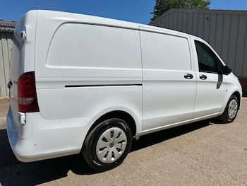 Used Mercedes-Benz Vito 2022 for sale - 79292242: Photo
