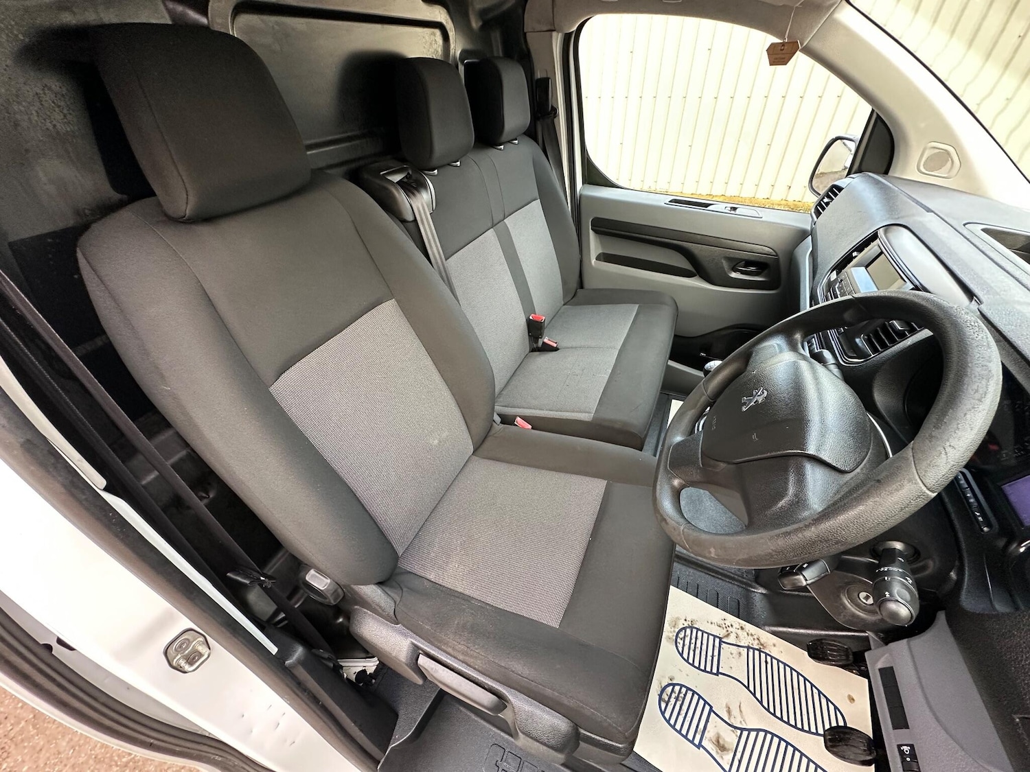 Used Peugeot Expert 2017 for sale - 76859325: Photo 13