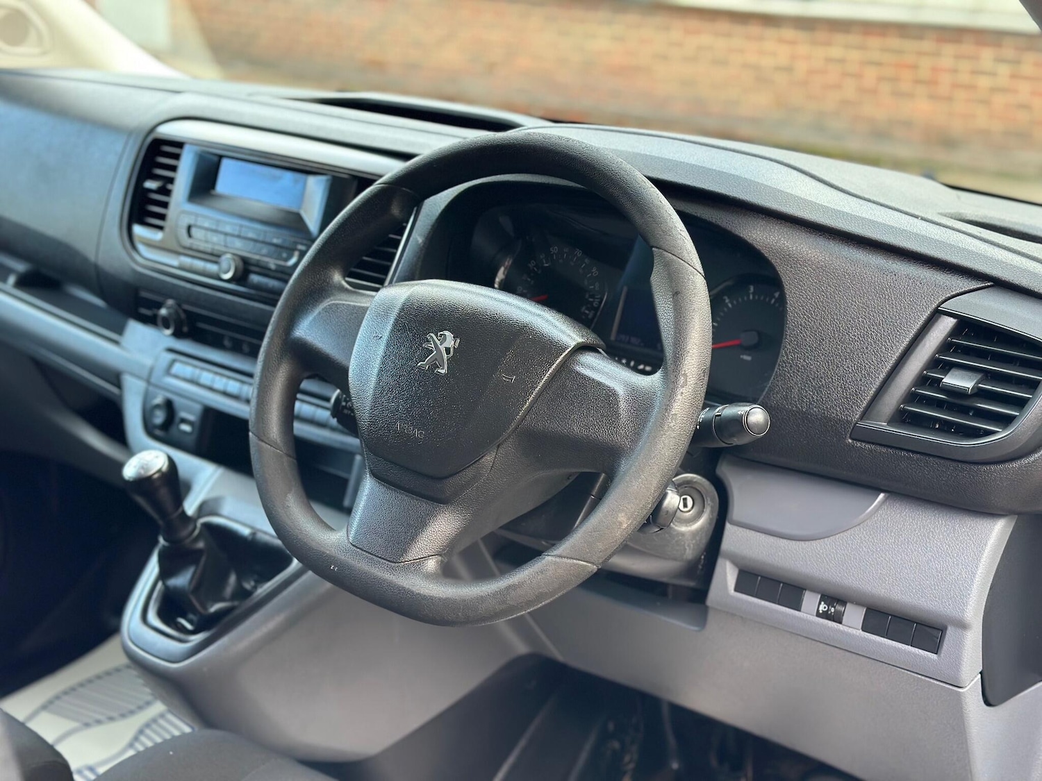 Used Peugeot Expert 2017 for sale - 76859325: Photo 20