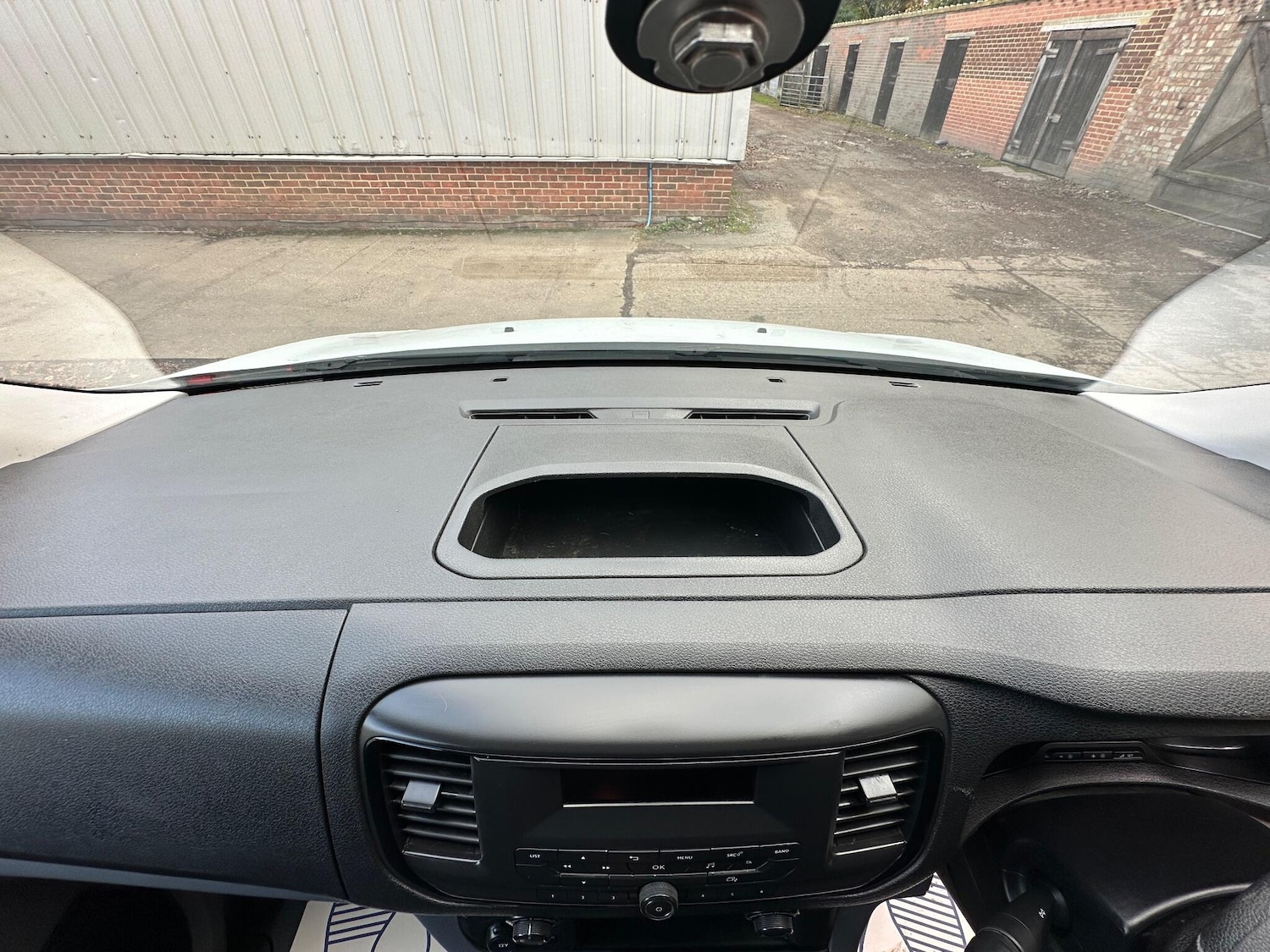 Used Peugeot Expert 2017 for sale - 76859325: Photo 21