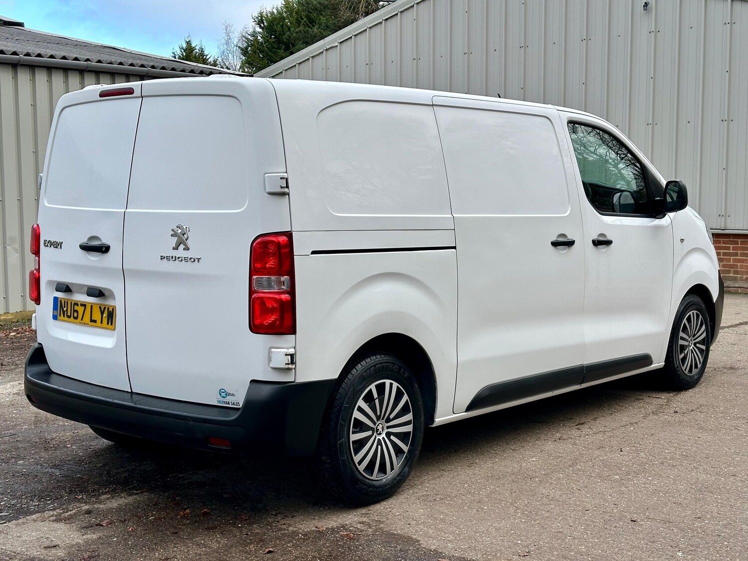 Used Peugeot Expert 2017 for sale - 76859325: Photo 5