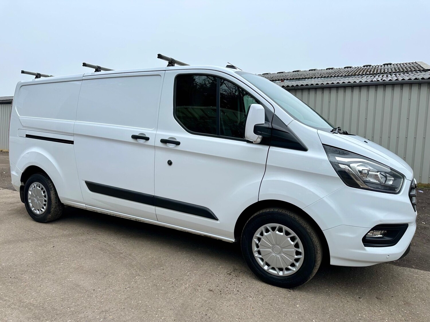 Used Ford Transit Custom 2020 for sale - 77738080: Photo 2