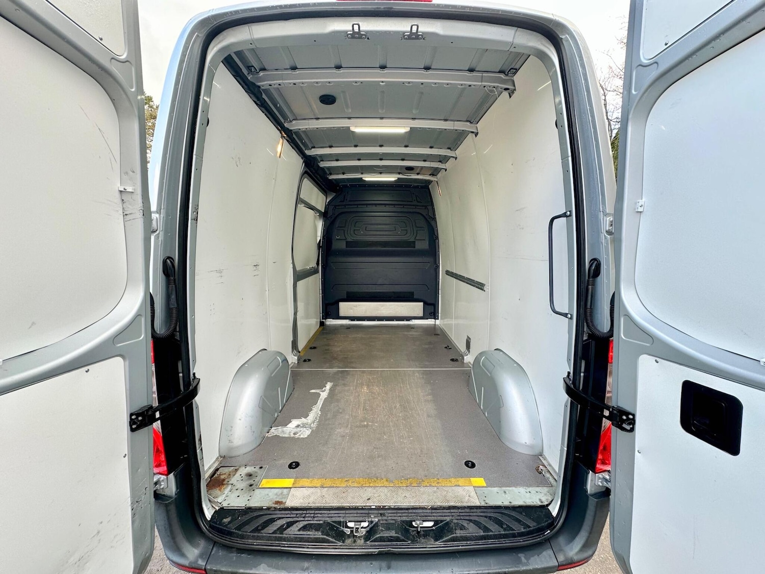 Used Mercedes-Benz Sprinter 2020 for sale - 77351456: Photo 14