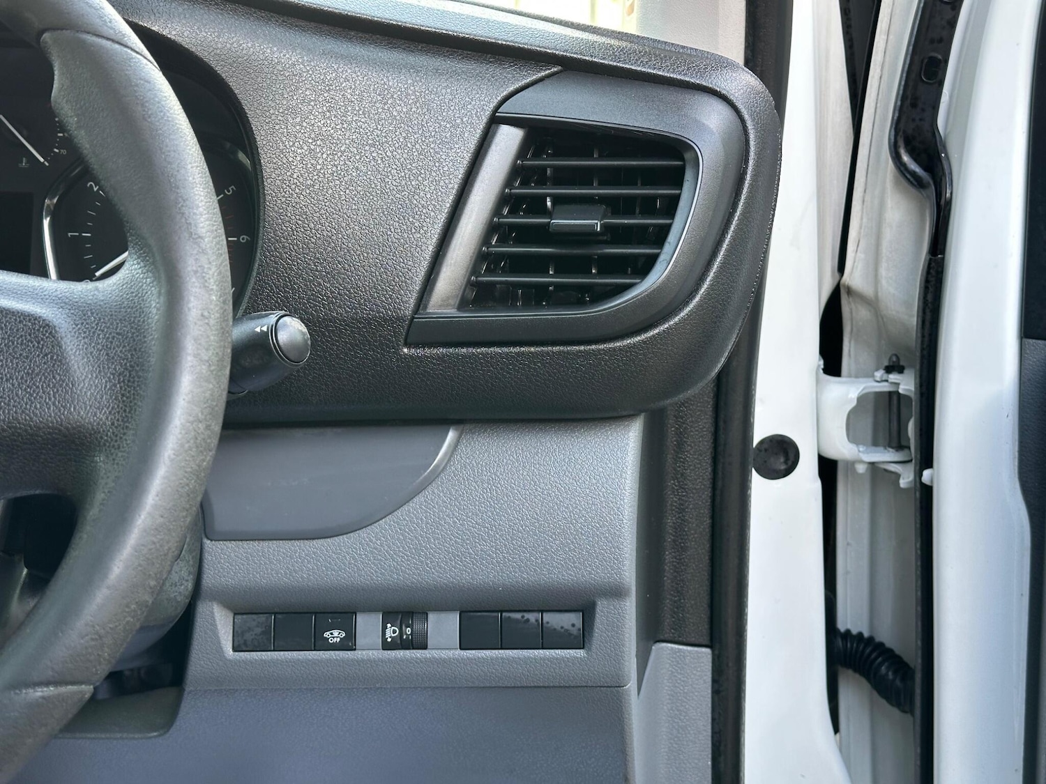 Used Peugeot Expert 2018 for sale - 78034647: Photo 22