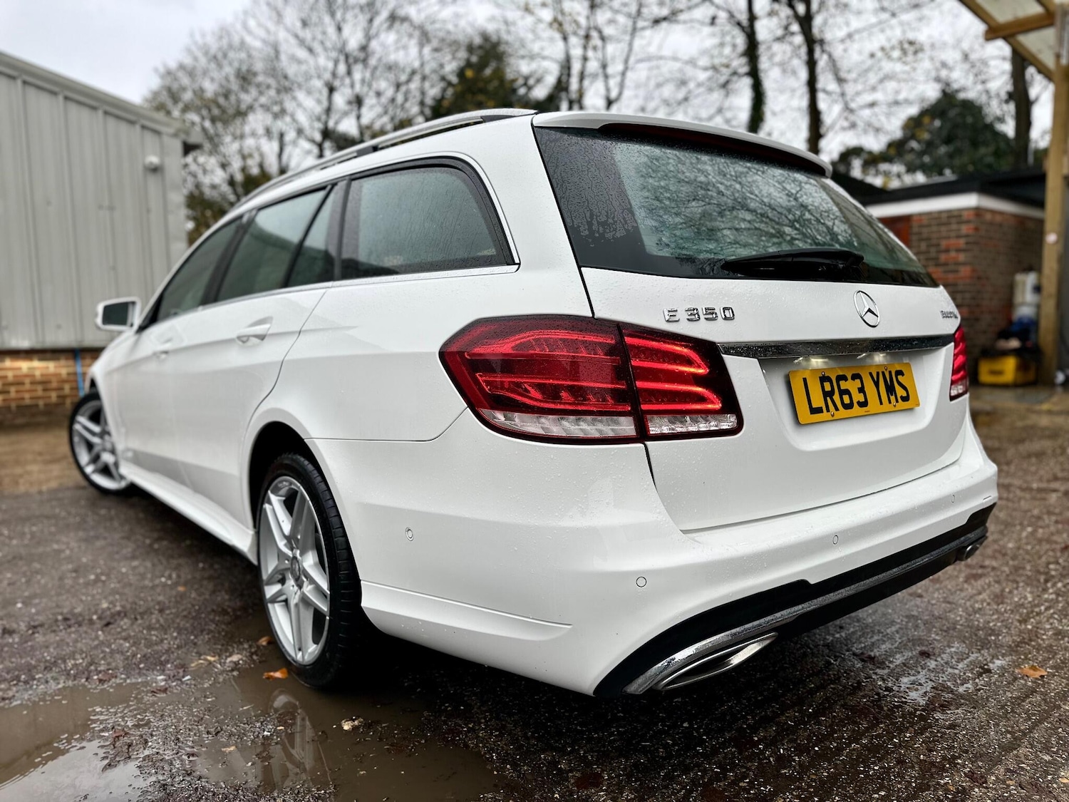 Used Mercedes-Benz E Class 2013 for sale - 76859312: Photo 14