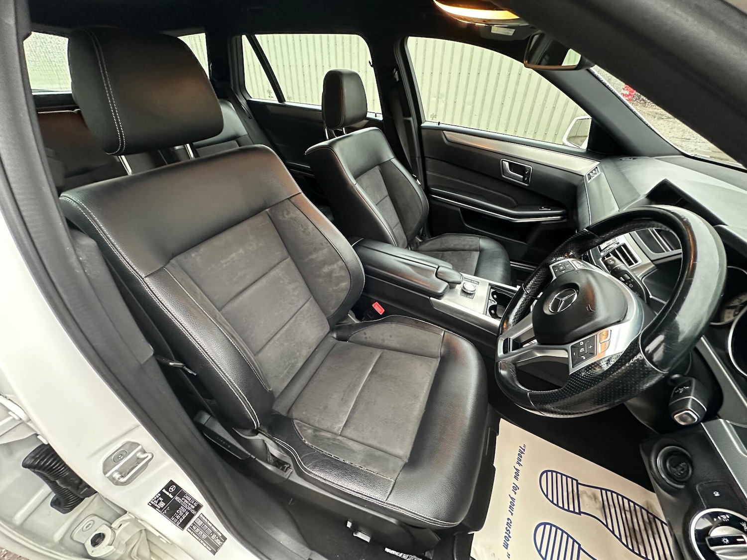 Used Mercedes-Benz E Class 2013 for sale - 76859312: Photo 21