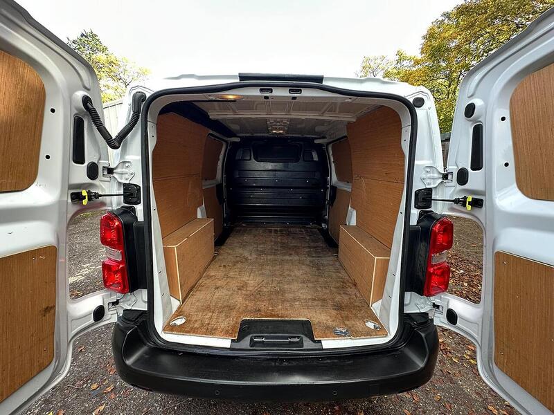 Used Peugeot Expert 2023 for sale - 76576561: Photo 14