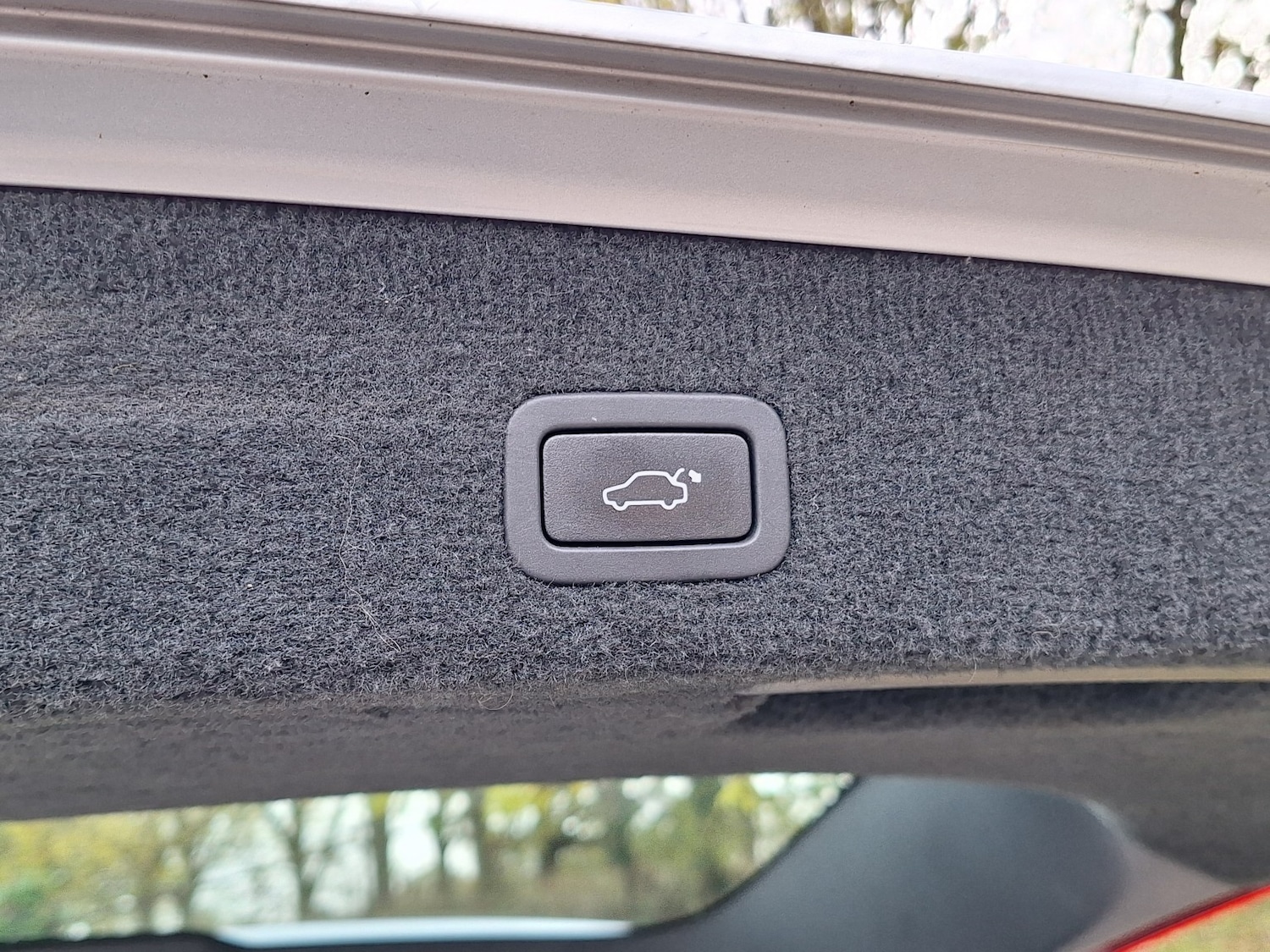 Used Volvo V70 2013 for sale - 76421859: Photo 14