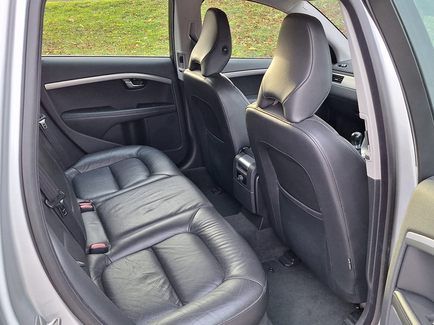 Used Volvo V70 2013 for sale - 76421859: Photo 15