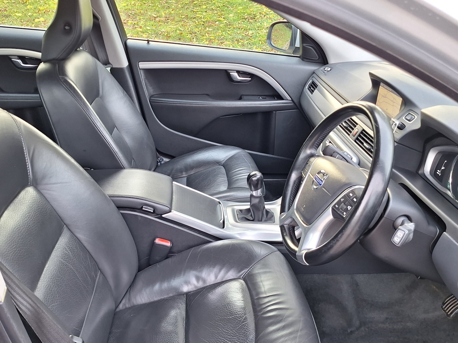 Used Volvo V70 2013 for sale - 76421859: Photo 16