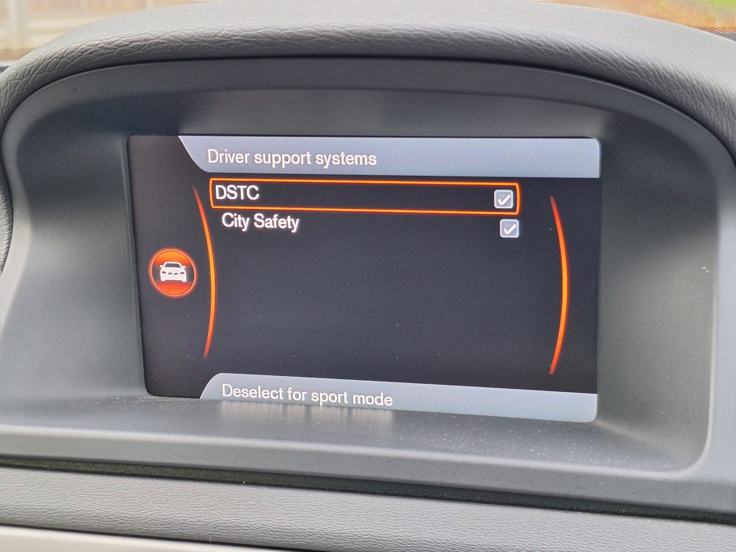 Used Volvo V70 2013 for sale - 76421859: Photo 25