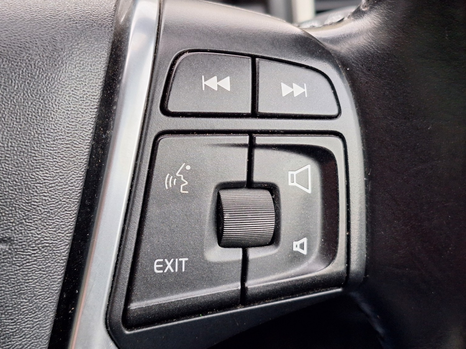 Used Volvo V70 2013 for sale - 76421859: Photo 31