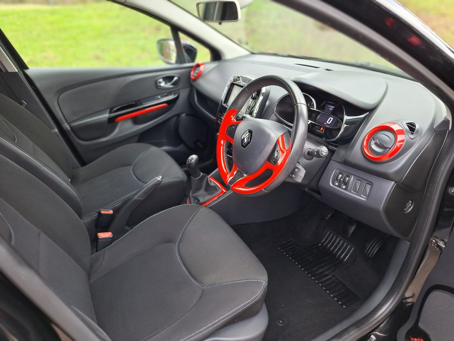 Used Renault Clio 2013 for sale - 77264471: Photo 13