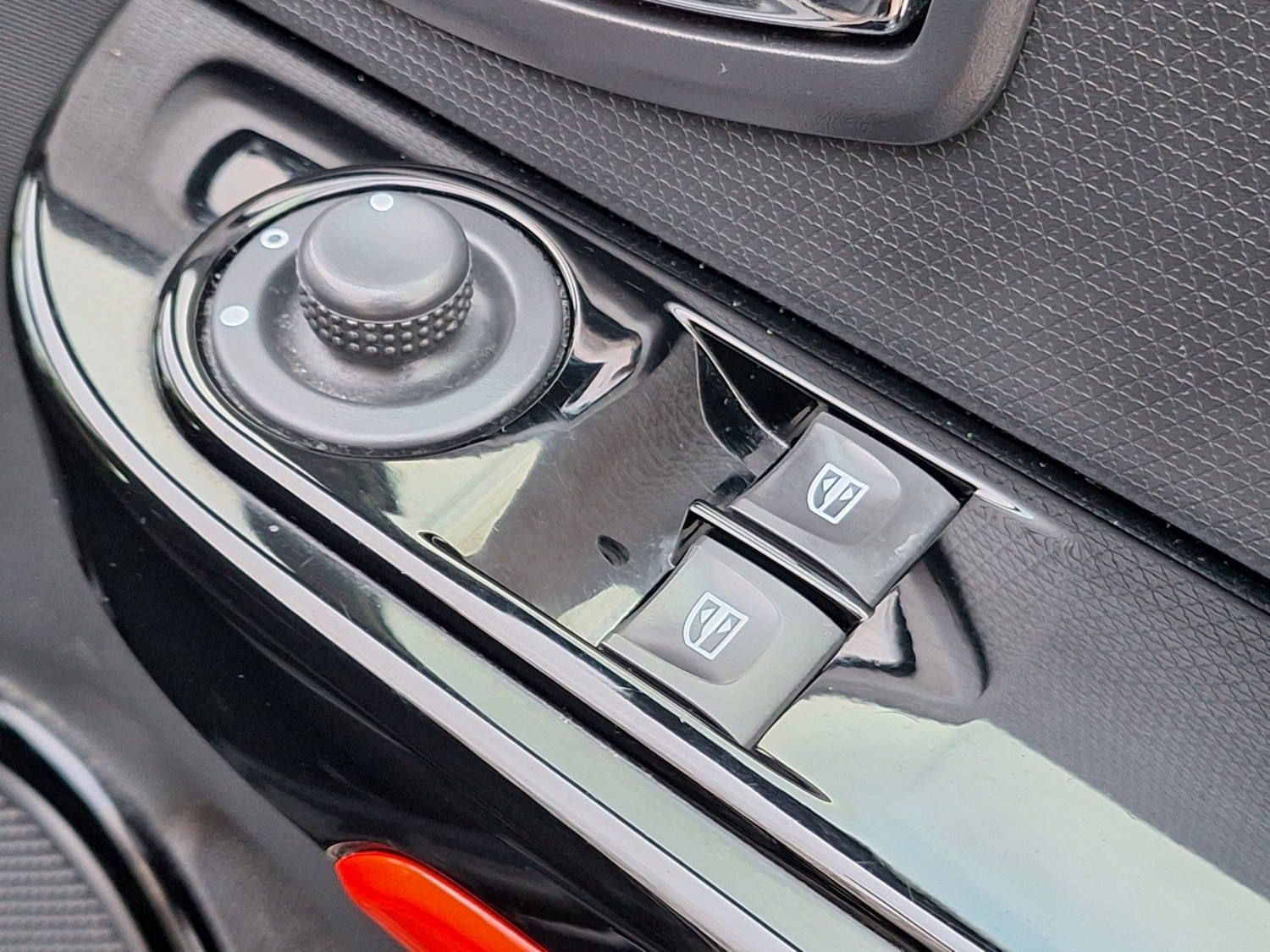 Used Renault Clio 2013 for sale - 77264471: Photo 25