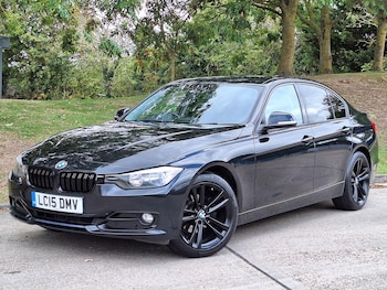 Used BMW 3 Series 2015 for sale - 76041105: Photo
