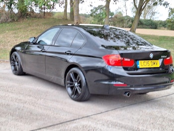 Used BMW 3 Series 2015 for sale - 76041105: Photo