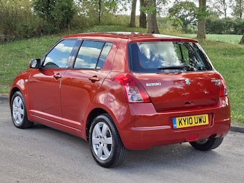 Used Suzuki Swift 2010 for sale - 78889092: Photo
