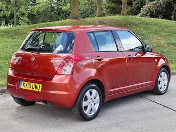 Used Suzuki Swift 2010 for sale - 78889092: Photo