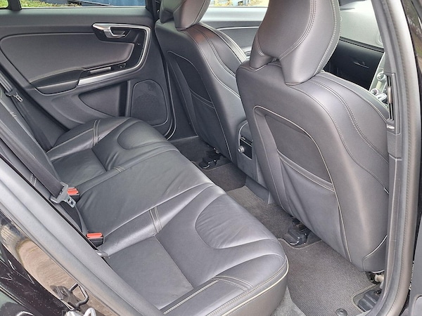 Used Volvo V60 2018 for sale - 76177073: Photo 13