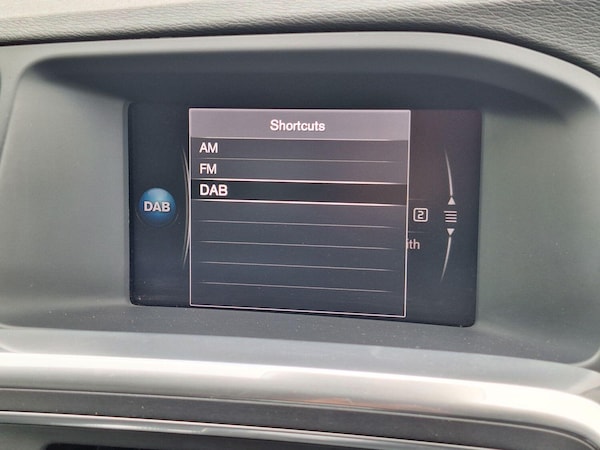 Used Volvo V60 2018 for sale - 76177073: Photo 17