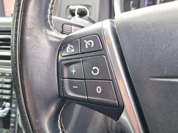 Used Volvo V60 2018 for sale - 76177073: Photo 30